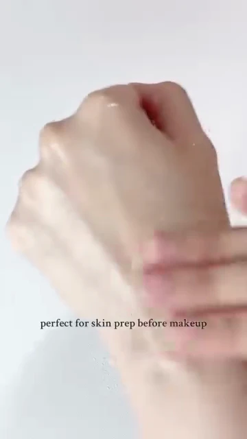 The real Balancing Oil Essence smoothed over the hand