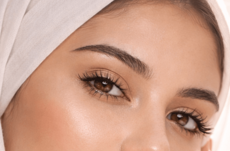 How to Choose Premium Skincare for Hot and Dry Weather in UAE